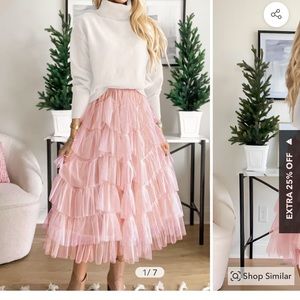 COPY - CUPSHE pink tufted tulle maxi skirt nwt medium